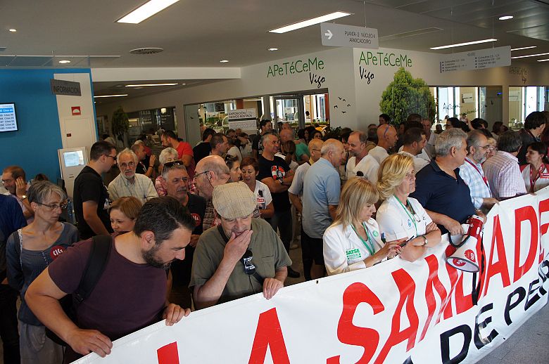 2016 07 14 ProtestaSanidadePublicaCunqueiro02.JPG